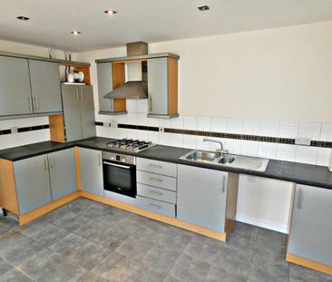 2 bedroom apartment to rent - Photo 6
