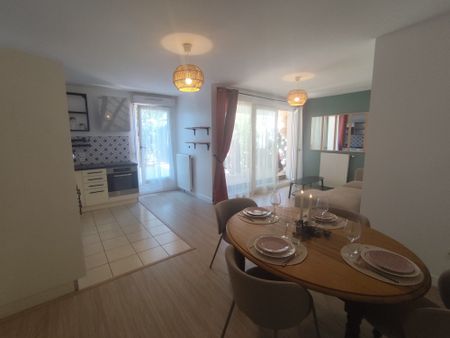 Location Appartement 3 pièces 63m² NANTERRE 92000 - Photo 5