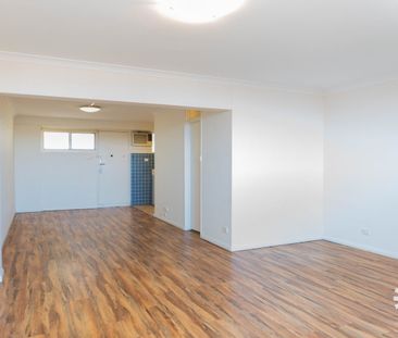 Studio Apartment with Sweeping Port Views - Photo 1