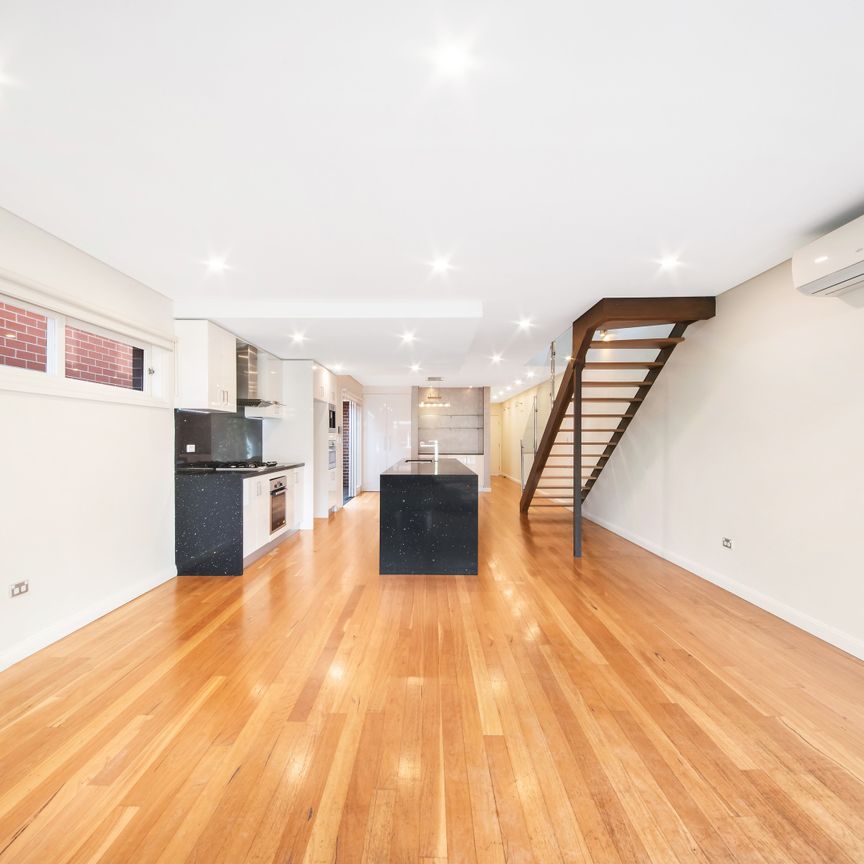 18 Mitchell Street, Naremburn NSW 2065 - House For Rent | Domain - Photo 1