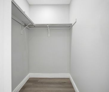 For Lease - 5610 Freshwater Drive, Mississauga, Ontario - Photo 5