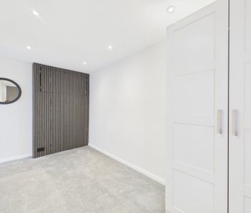 Priory Avenue, High Wycombe, Buckinghamshire,HP13 - Photo 5