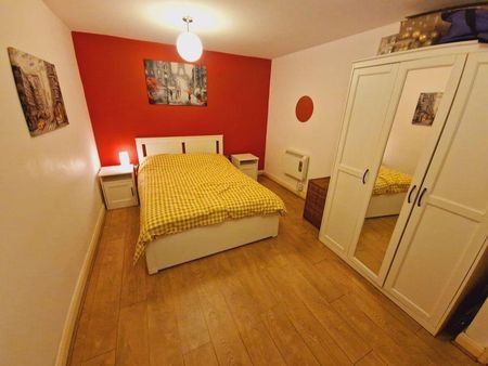 1 bedroom apartment to rent - Photo 2