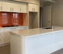 Modern Family Home - Photo 4