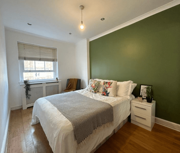 1 bedroom in a flat share to rent - Photo 3
