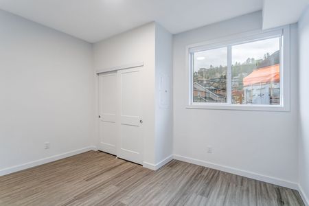 2 bed/2 bath Condo in Glenmore - Photo 5