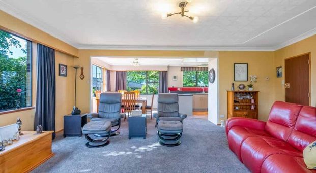 18 Bullar Street, Grasmere - Photo 1