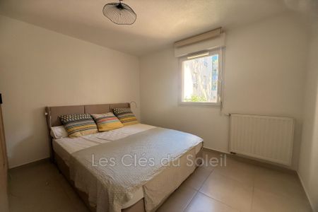 Location Appartement 2 pièces 41m² TOULON 83100 - Photo 2