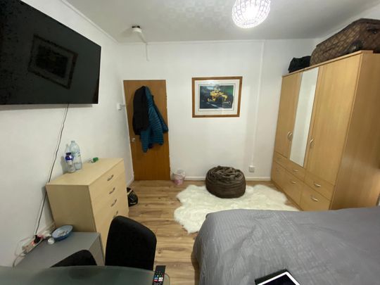 RM5 Tarling Street | Shadwell | London | E1 0AZ - Photo 1