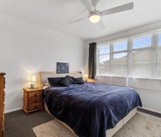 Renovated 3-Bedroom Home - Move-In Ready - Photo 6