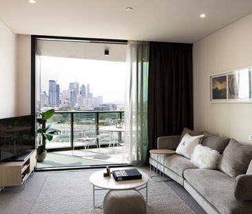 Oxley + Stirling Residences - Fully Furnished & with a storage shed! - Photo 1