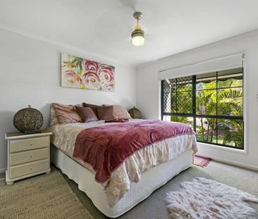 Beautiful Family Home in Burleigh Waters - Photo 1