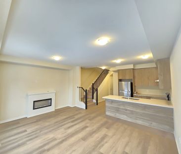 For Lease - 28 Seahorse Common, Cambridge, Ontario - Photo 5