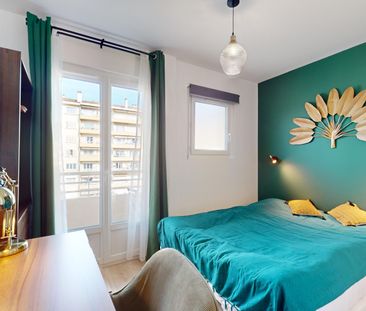 CUZIN F Roommate 3 Bedrooms at Toulon - Photo 4