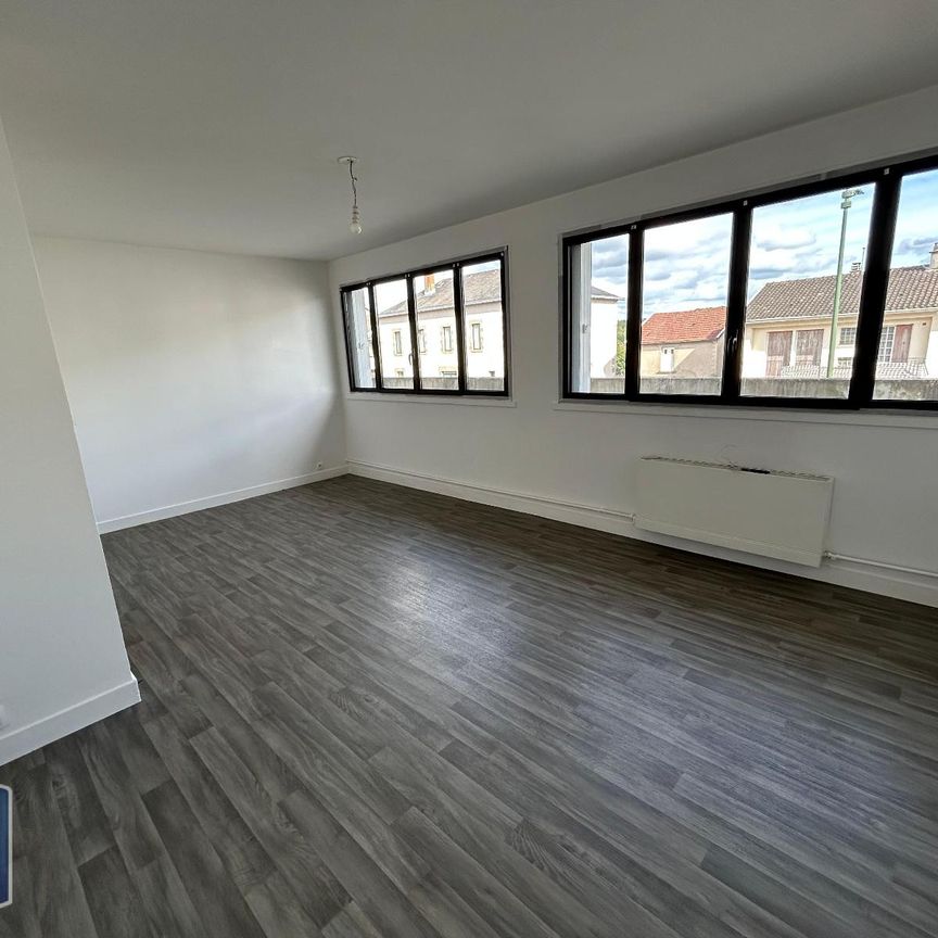 Location Appartement 5 pièces 99m² LE PALAIS SUR VIENNE 87410 - Photo 1