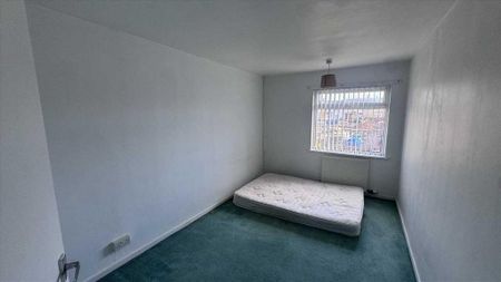 3 bedroom townhouse to rent - Photo 4