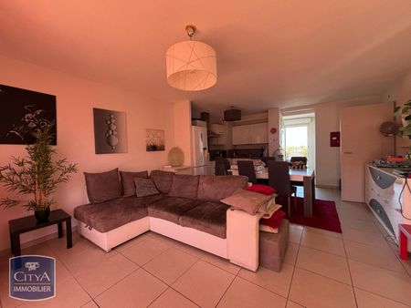 Location Appartement 4 pièces 79m² BOUJAN SUR LIBRON 34760 - Photo 2