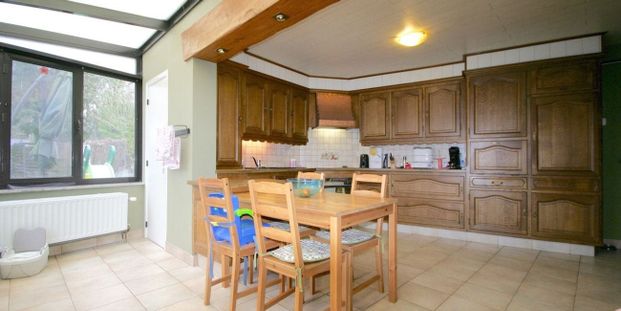 Woning te huur in Eeklo voor € 985 met 3 slaapkamers - Photo 1