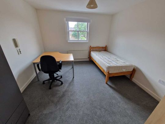 4 Bed Student Accommodation - Photo 1