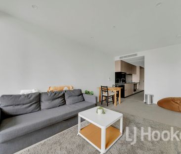 Spacious fully furnished 1-bedroom, 1-bathroom and 1-study apartmen... - Photo 2