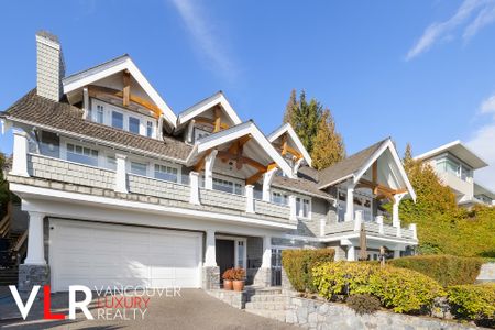 House in West Vancouver, BC - Photo 4