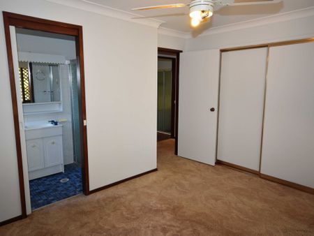 FOUR BEDROOM HOME - Photo 5