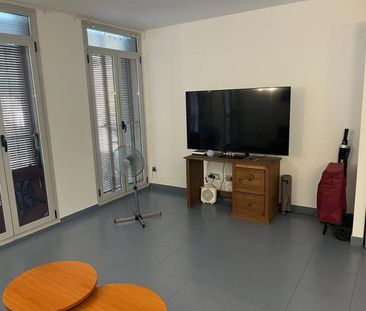 Piso de alquiler en Valencia - Calle Bisbesa, El Pilar - Photo 1