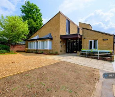 1 bedroom in a flat share to rent - Photo 1