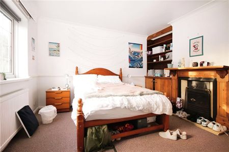 St. Johns Road, Guildford, Surrey, GU2 7UH - Photo 5