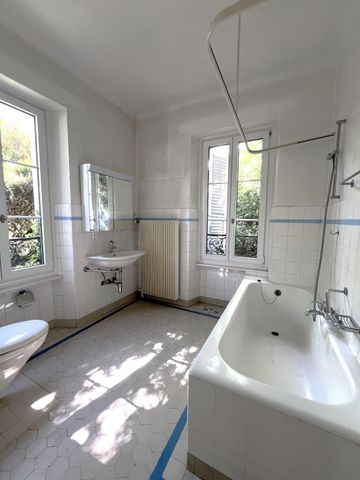 À louer : Villa 5.5 pièces pleine de charme avec vue et grand jardin - Photo 2