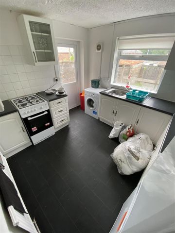 Room For Rent Broadway, Pontypridd - Photo 5
