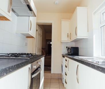 4 bedroom house to rent - Photo 6