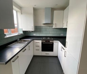 Room in a Shared House, Amazing Double Room With Private Gar, SW16 - Photo 5