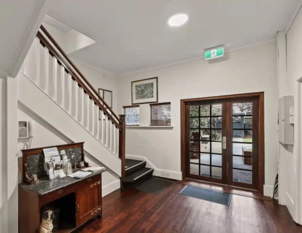Room 14 (Non Ensuite) - Photo 1