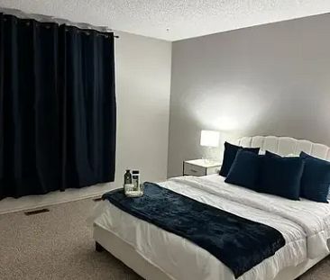 Cozy Bedroom near UofA | Edmonton - Photo 1