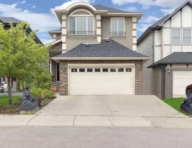 Stunning 3 bedrooms+1 main floor Office+2 Living areas Family Home in Cranston | Calgary - Photo 1