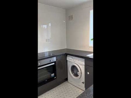 1 Bed Flat, Baker Street, RG1 - Photo 5