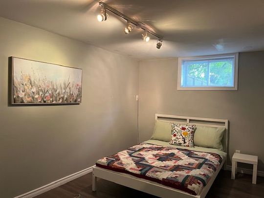 For Lease - 286 Sixth Street, Collingwood, Ontario - Photo 1