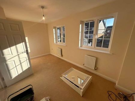 Mortimer Road, Stowmarket, Suffolk, IP14 - Photo 2