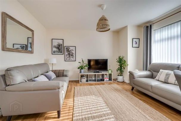 2 Glendale Court, 182 Saintfield Road, Belfast, BT8 6HN - Photo 1