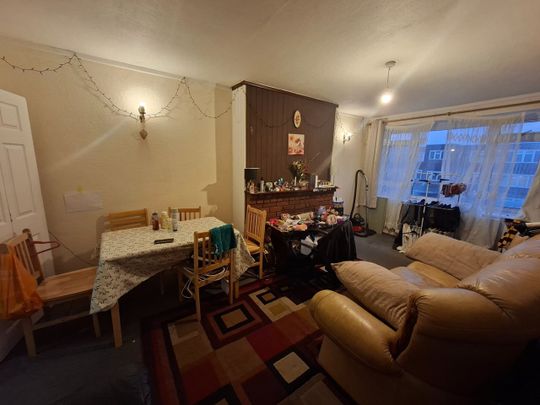 2 Bed Flat, Northumberland Park, N17 - Photo 1