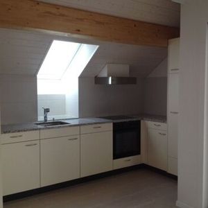 CHARMANT LOGEMENT DE 2.5 PIECES - Photo 2