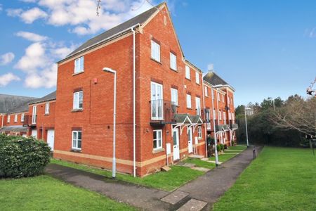 Lewis Crescent, Exeter - Photo 2