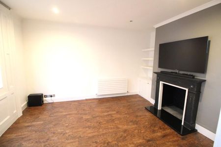 3 bedroom terraced house to rent - Photo 3