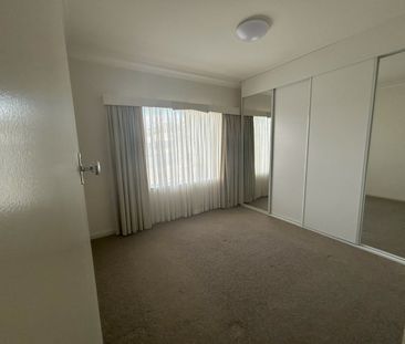 4-Bedroom Family Home in South Tamworth – Modern Living with Plenty... - Photo 1