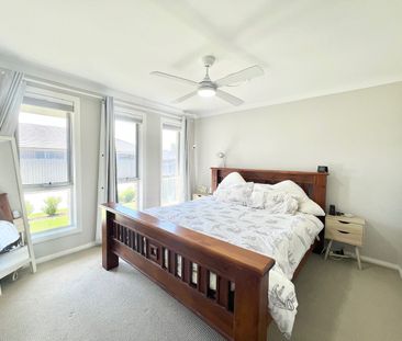 Stunning Family Home! - Photo 4