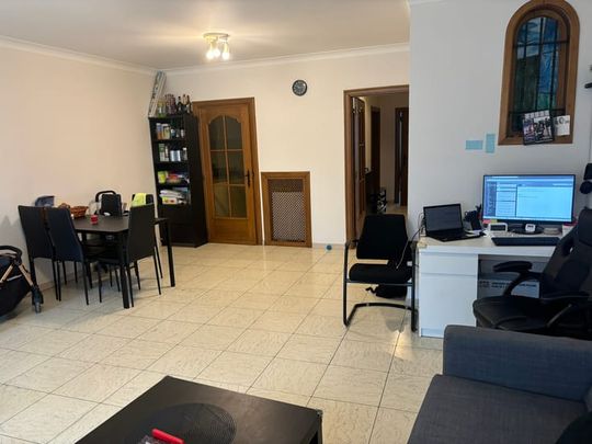 Appartement te huur - Photo 1
