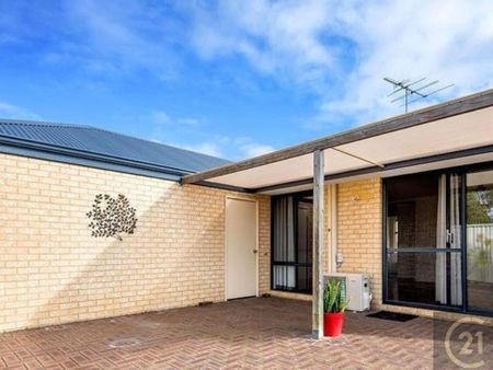 Well Presented Unit in South Bunbury - Photo 3