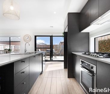 Modern Family Home - Photo 1