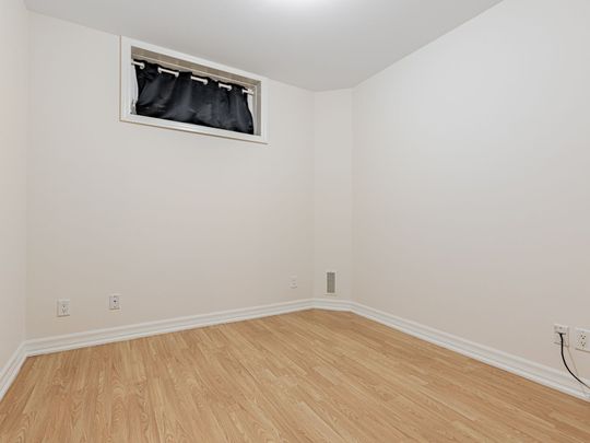 For Lease - 20 Roberta Drive Unit# Bsmt, Toronto, Ontario - Photo 1